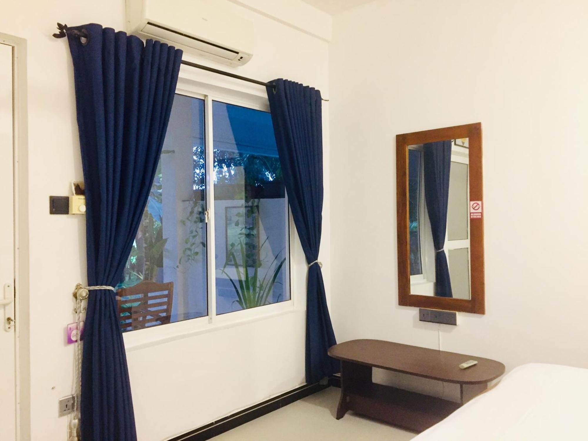 פולונרואה Thisara Guest House מראה חיצוני תמונה