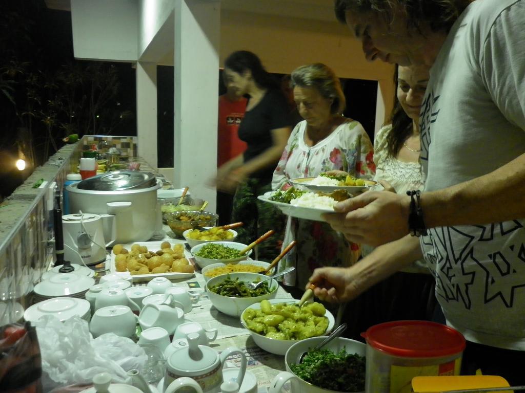 פולונרואה Thisara Guest House מראה חיצוני תמונה