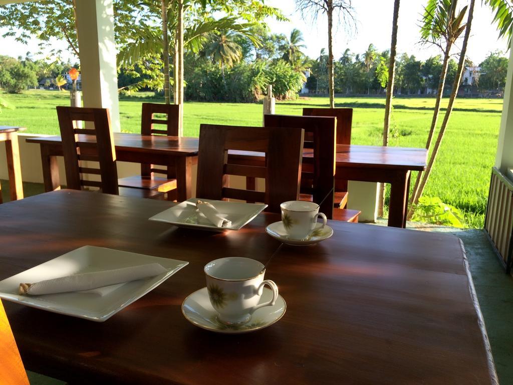 פולונרואה Thisara Guest House מראה חיצוני תמונה