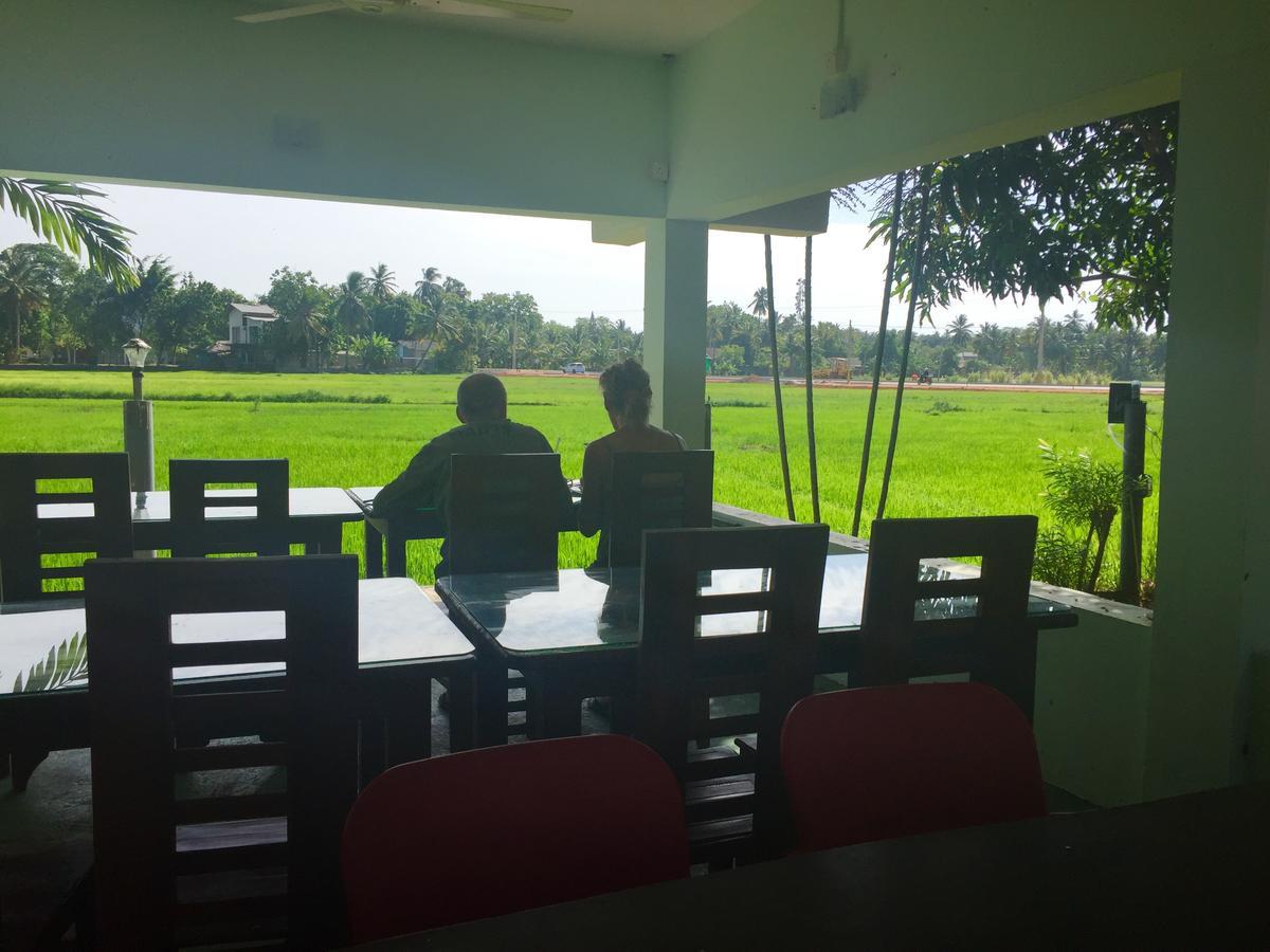 פולונרואה Thisara Guest House מראה חיצוני תמונה