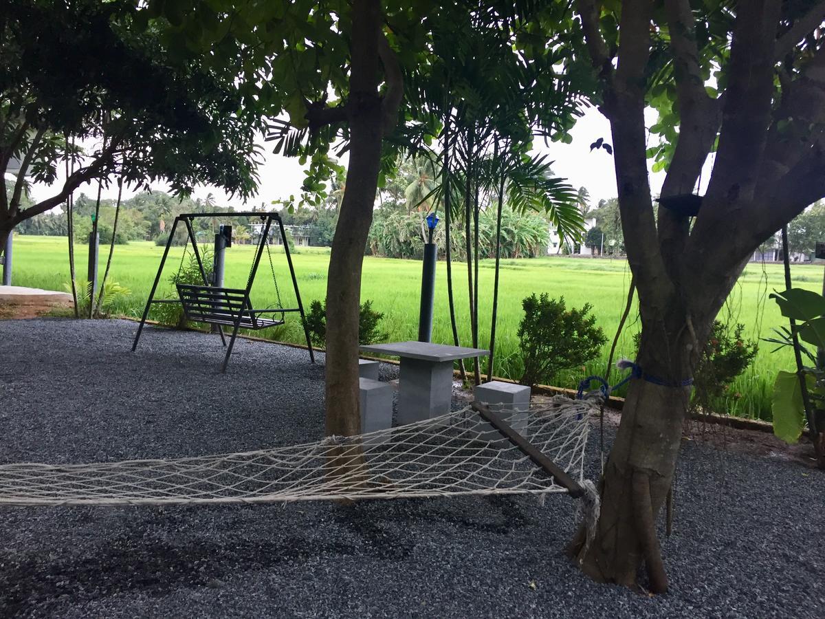 פולונרואה Thisara Guest House מראה חיצוני תמונה